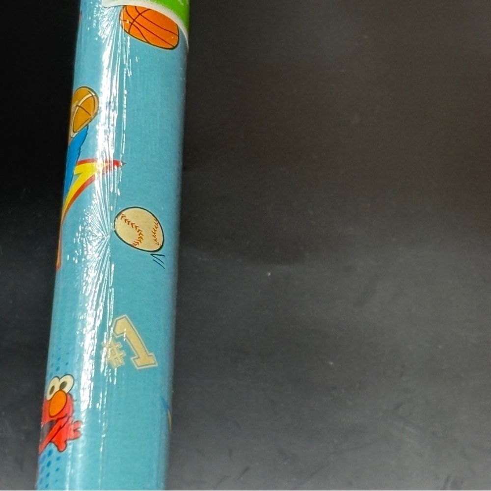 Vintage 2 Rolls Sesame Street Christmas Gift Wrap 25 sq ft Sealed USA 2014 - Picture 5 of 16